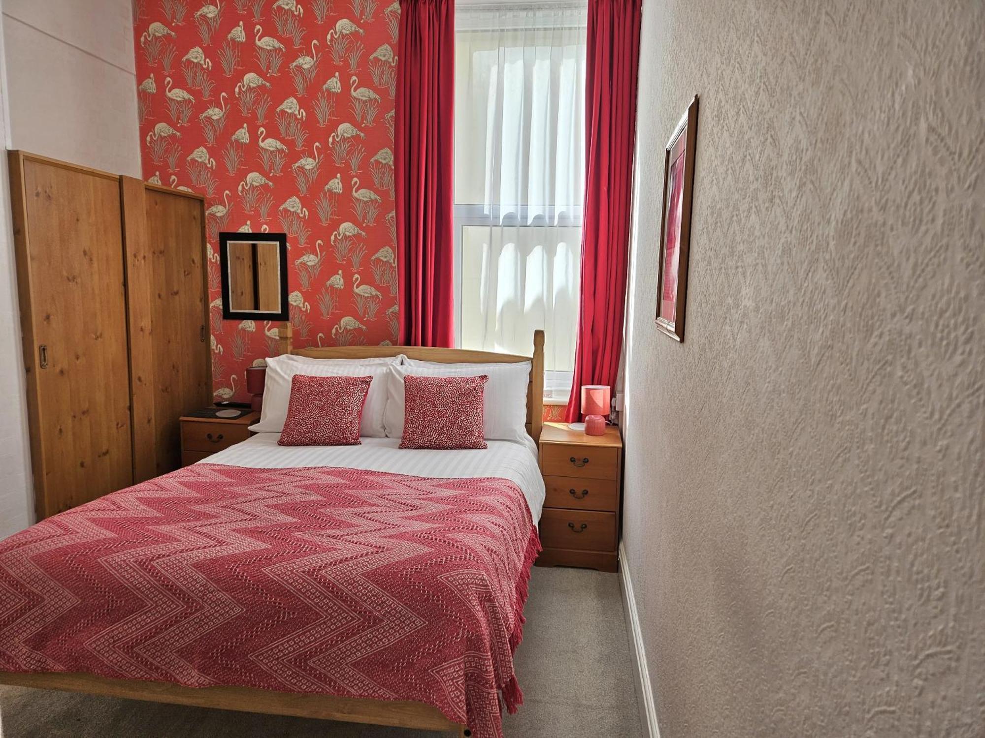 Beverley Dean - Children Over 5 Years Welcome - Continental Breakfast Blackpool Exterior photo